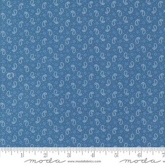 35387-17 Denim &amp; Daisies by Fig Tree 