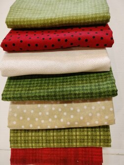 Quiltkit Ragtime Flannel Quilt red-green-offwhite- beige