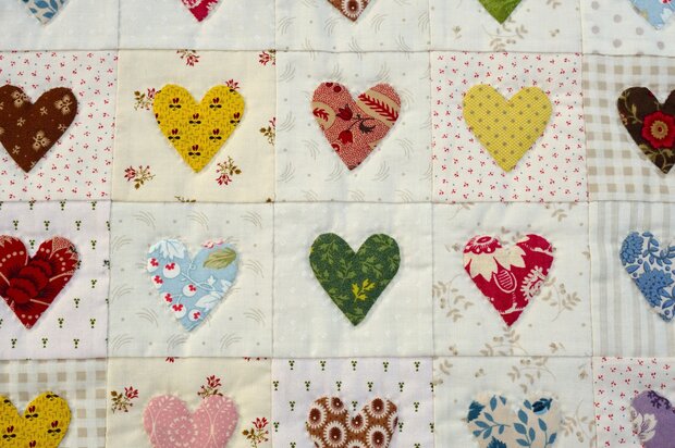 Little Hearts Scrap Quilt patroon 